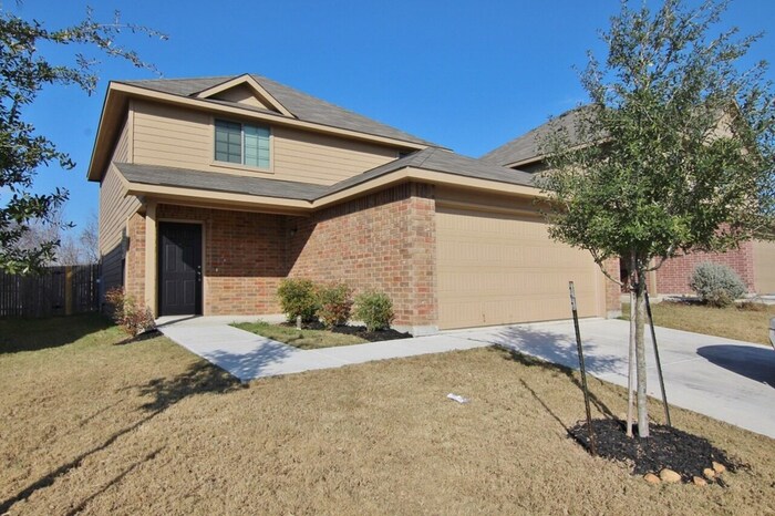 2111 Bigmouth Rod in San Antonio, TX - Building Photo