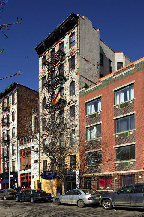 58 E First St in New York, NY - Building Photo