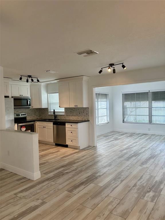 10517 Hibiscus Dr in Port Richey, FL - Building Photo - Building Photo