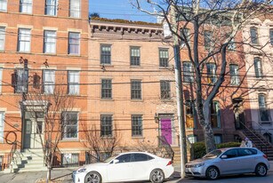 565 Jersey Ave in Jersey City, NJ - Building Photo