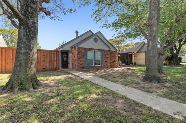 913 Sugarberry Dr in Coppell, TX - Building Photo