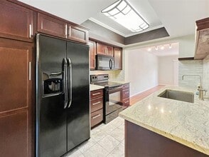 4573 N O'Connor Rd in Irving, TX - Building Photo - Building Photo