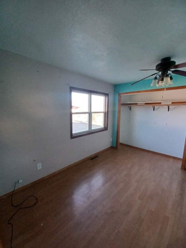 308 Mississippi Ave in Miles City, MT - Building Photo - Building Photo