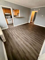 4002 Edgewood Rd in Baltimore, MD - Building Photo