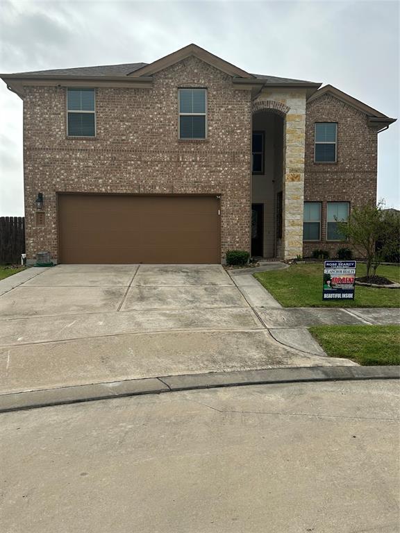 property at 4002 Spurwing Ln