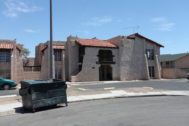 Palos Verde Villas in Las Vegas, NV - Foto de edificio - Building Photo