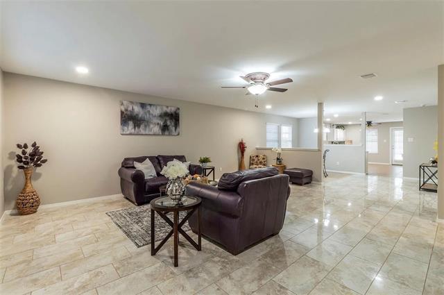 2912 Santa Sabina Dr in Grand Prairie, TX - Building Photo - Building Photo