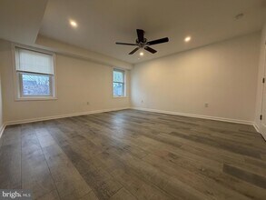 45 E High St, Unit 2 in Pottstown, PA - Building Photo - Building Photo