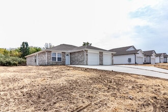 1528 Park Ave in Warrensburg, MO - Building Photo - Building Photo