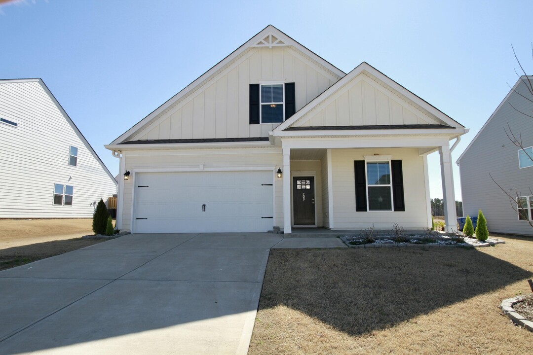 209 Black Oak Dr in Harlem, GA - Building Photo