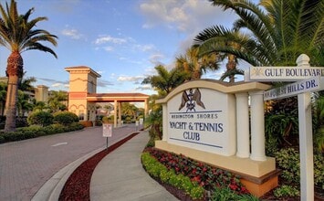 17735 Gulf Blvd in Redington Shores, FL - Building Photo - Building Photo