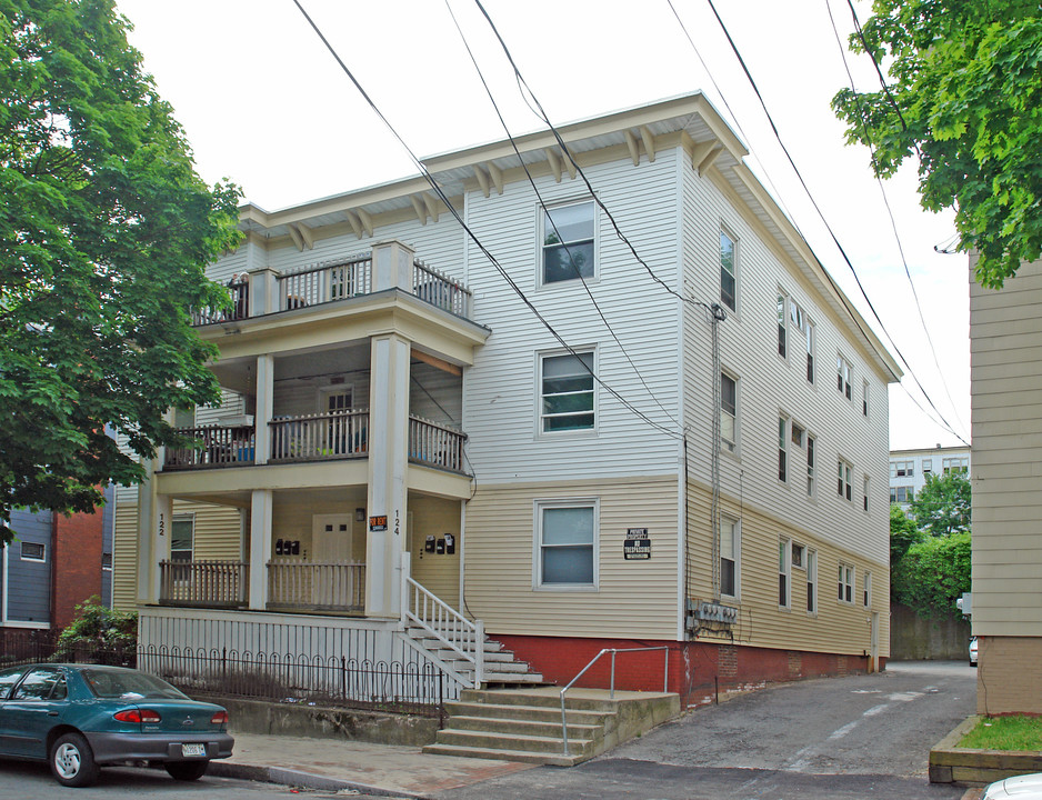 122 Grant St in Portland, ME - Building Photo