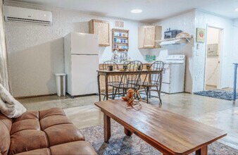 105 Stonefly Dr-Unit -5 in Cullowhee, NC - Building Photo - Building Photo