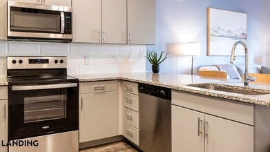 185 Polaris Pointe in Colorado Springs, CO - Building Photo - Building Photo