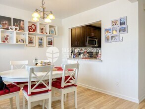 5300 Harbour Pointe Blvd-Unit -Unit 311E in Mukilteo, WA - Building Photo - Building Photo