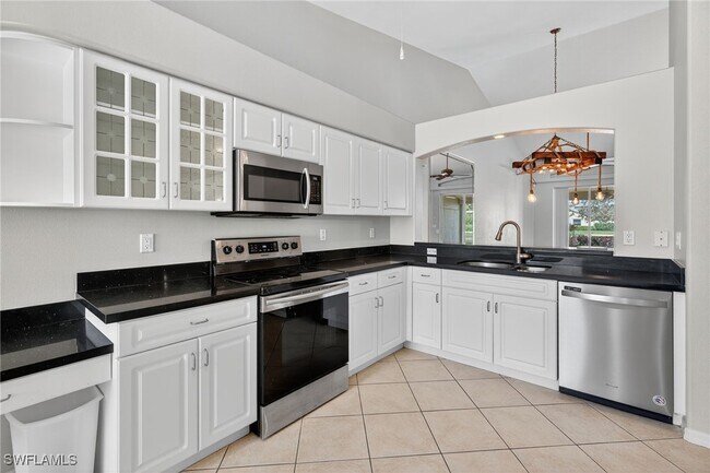 property at 8480 Ibis Cove Cir