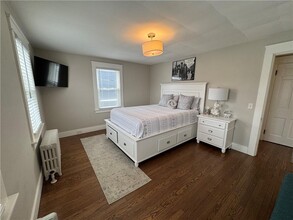 9 Sagamore St in Newport, RI - Building Photo - Building Photo