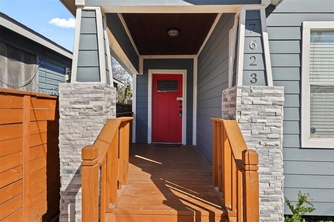 7623 Ave E in Houston, TX - Building Photo - Building Photo