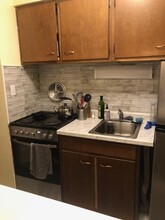 530 W Barry Ave, Unit 2F in Chicago, IL - Building Photo - Building Photo