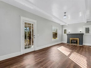 7327 1st Ave N in St. Petersburg, FL - Building Photo - Building Photo