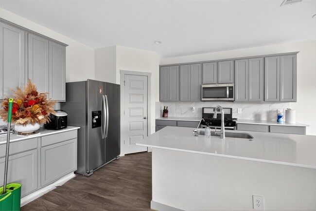 property at 6823 Amber Clf Ln