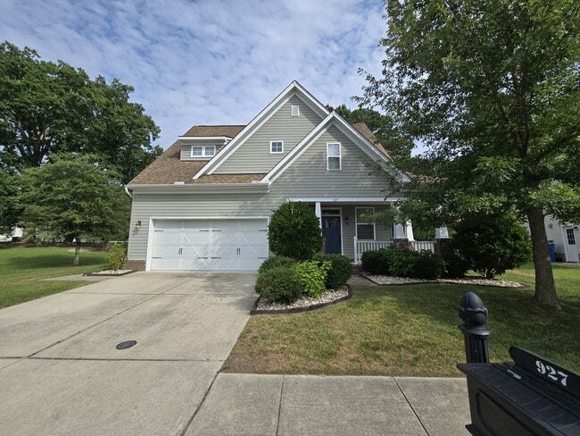 property at 927 Hugh Ln