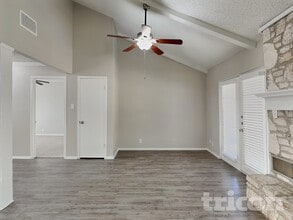 4909 Tiffany Ln, Unit Oasis, Single-Private, Primary in Schertz, TX - Building Photo - Building Photo