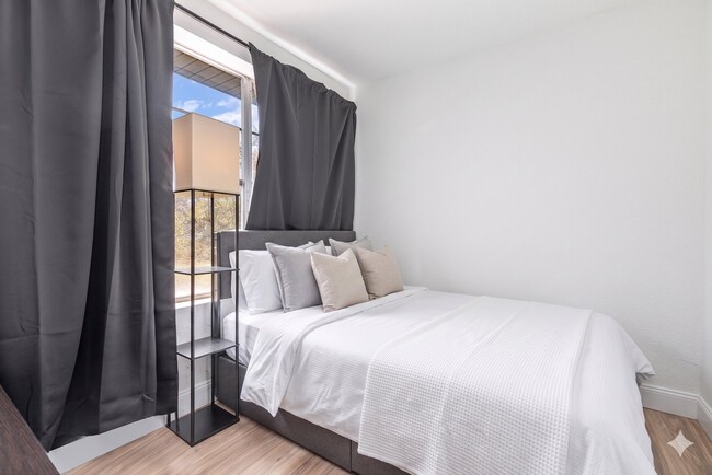 property at 733 Tarpon Ave