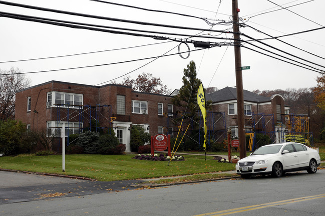 Residences at Garden City in Cranston, RI - Building Photo - Building Photo