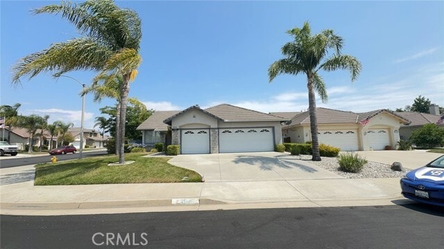 41146 Lorient Ct