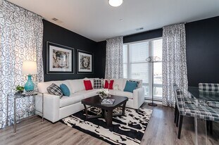 2100 Haddonfield Rd in Pennsauken, NJ - Building Photo