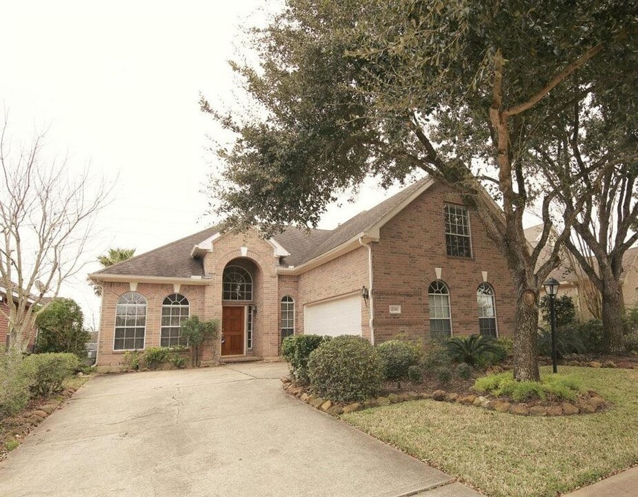 12343 Shadowvista Dr in Houston, TX - Building Photo