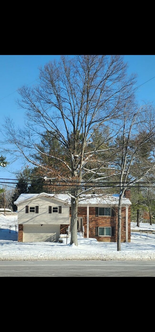 property at 10510 Deerfield Rd