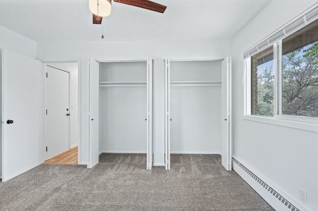 9001 18th Ave S in Bloomington, MN - Building Photo - Building Photo