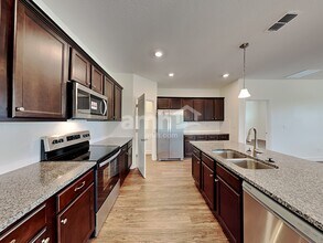 5933 Hampton Creek Rd in Jacksonville, FL - Building Photo - Building Photo