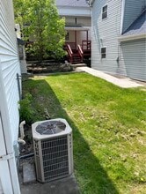 212 29th St, Unit Apt 2 in Wheeling, WV - Foto de edificio - Building Photo