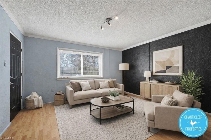 1047 W Academy St, Unit 7 in Winston-Salem, NC - Building Photo