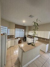 8811 NW 178th Ln in Hialeah, FL - Building Photo - Building Photo