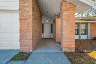 3729 Coppertree Cir in Brandon, FL - Building Photo - Building Photo