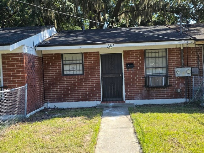 property at 7217 Bailey Ct