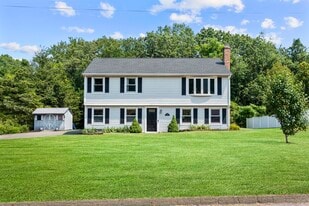 32 Nod Brook Rd in Wallingford, CT - Building Photo