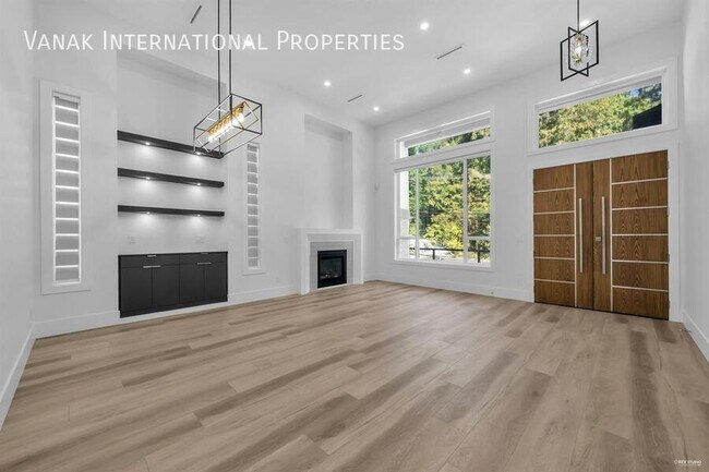 5238-5236 6 Ave in Delta, BC - Building Photo - Building Photo
