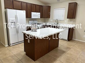 1319 E Jardin Dr in Casa Grande, AZ - Building Photo - Building Photo