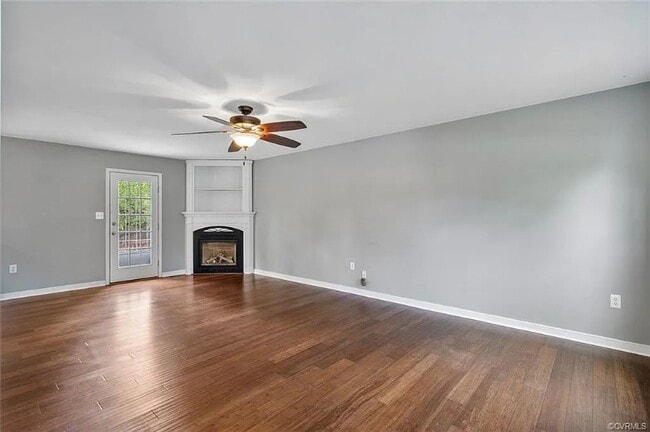 8025 Secretariat Dr in Midlothian, VA - Building Photo - Building Photo