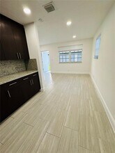 631 NW 11th Ave in Fort Lauderdale, FL - Building Photo - Building Photo