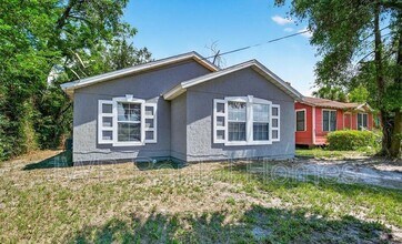 4225 Morrison St in Jacksonville, FL - Building Photo - Building Photo