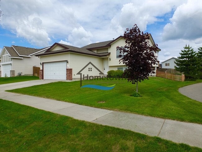 2300 N Coolwater Dr in Post Falls, ID - Building Photo - Building Photo