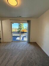 1545 Fircrest Ct SE in Salem, OR - Foto de edificio - Building Photo