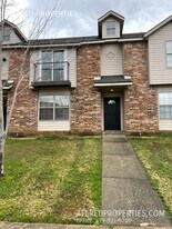 1712 N Chestnut Ave in Fayetteville, AR - Building Photo