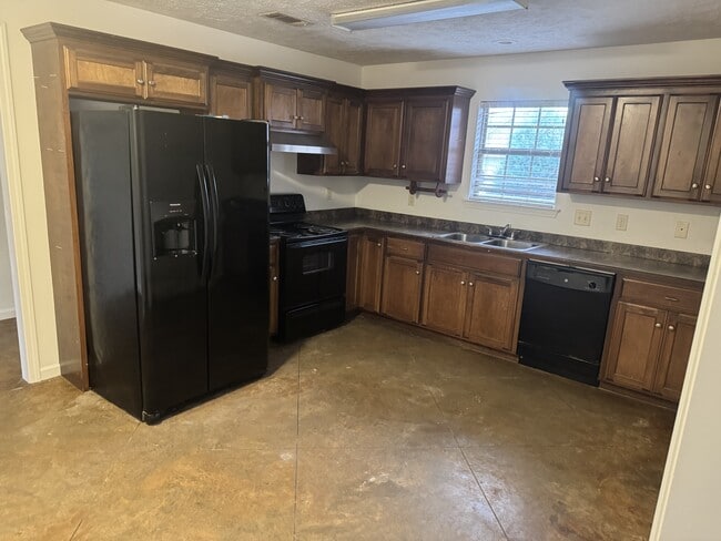 945 Wineberry Rd in Conway, AR - Building Photo - Building Photo